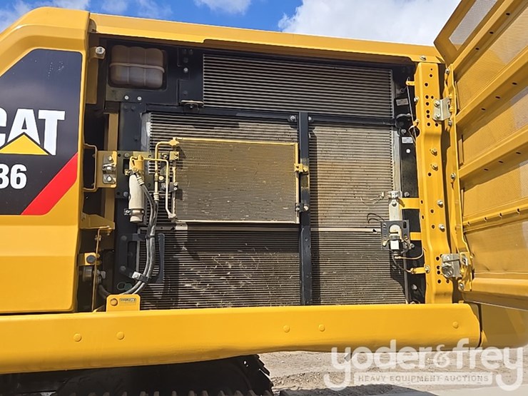 2019-caterpillar-336-image-37