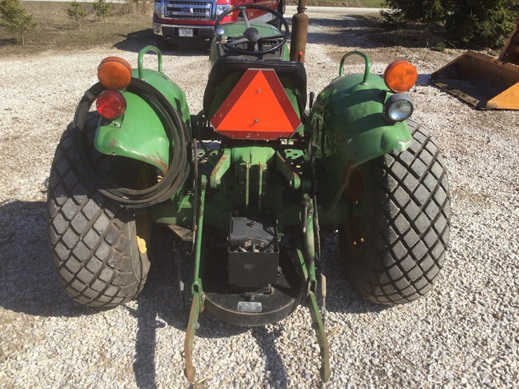 john-deere-850-image-4