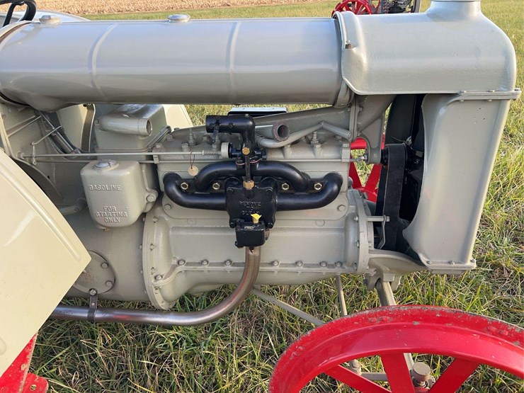 1923-fordson-tractor-image-20