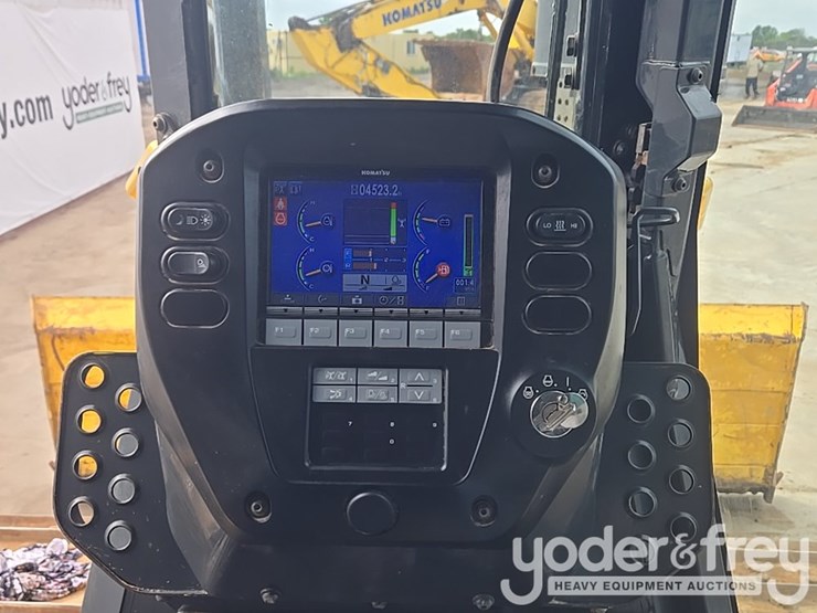 2014-komatsu-d61px-23-image-114