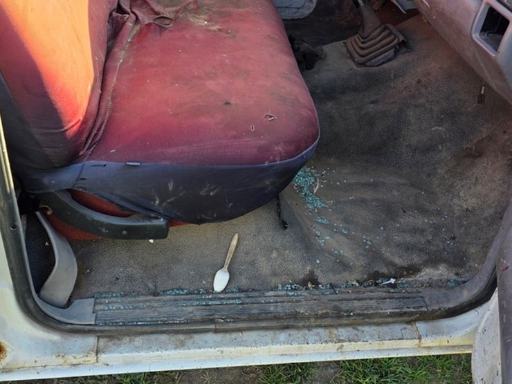 1997-ford-f350-image-25