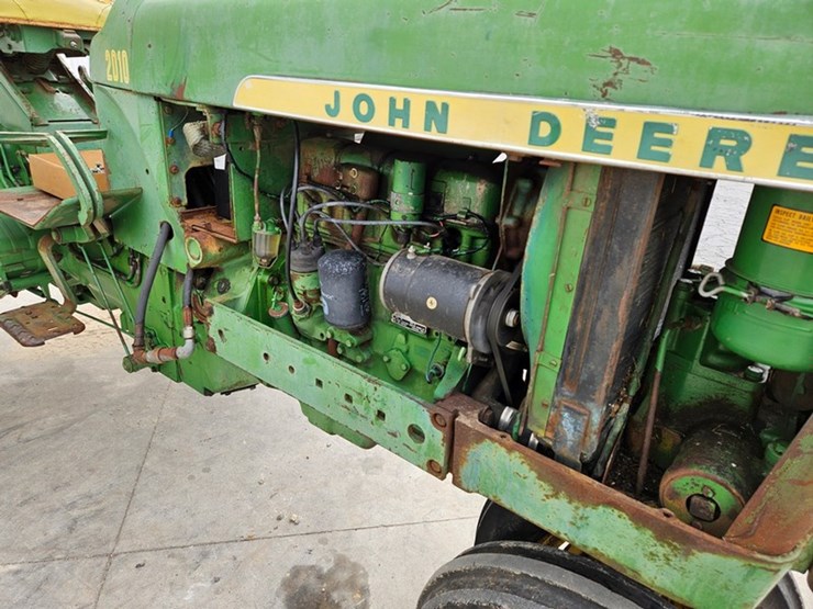 1965-john-deere-2010-image-14