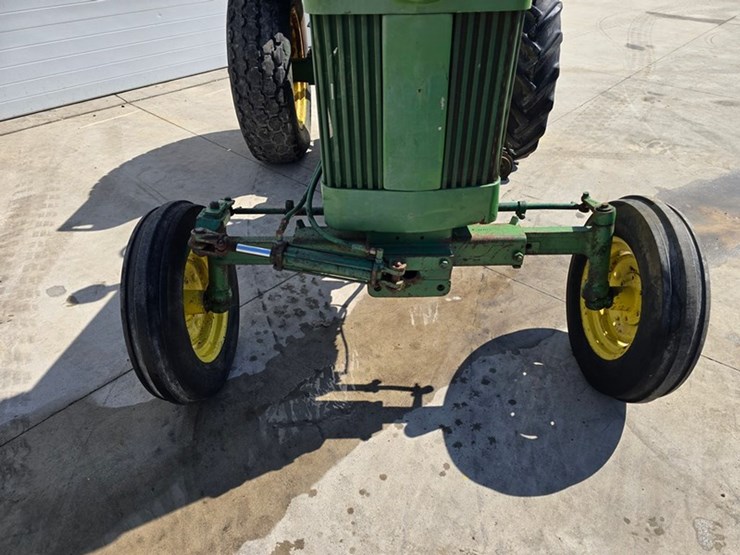 1960-john-deere-435-image-11