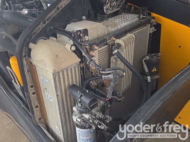 2018-jcb-512-56-image-77