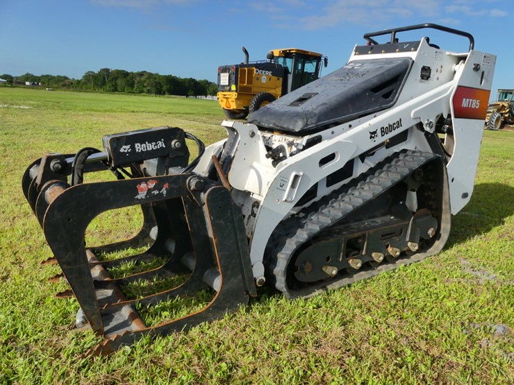 2020-bobcat-mt85-image-1