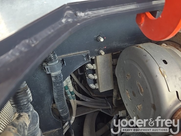 2020-kubota-svl65-2-image-63