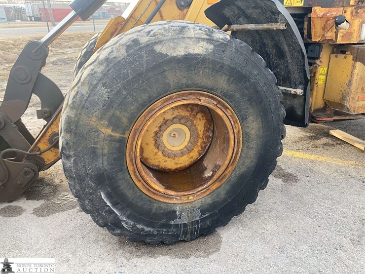 2010-caterpillar-924h-image-21