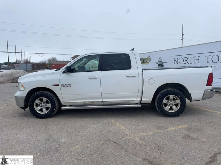 2018-dodge-1500-image-8