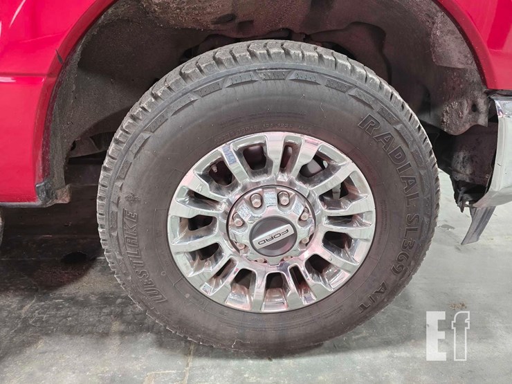 2021-ford-f350-image-23