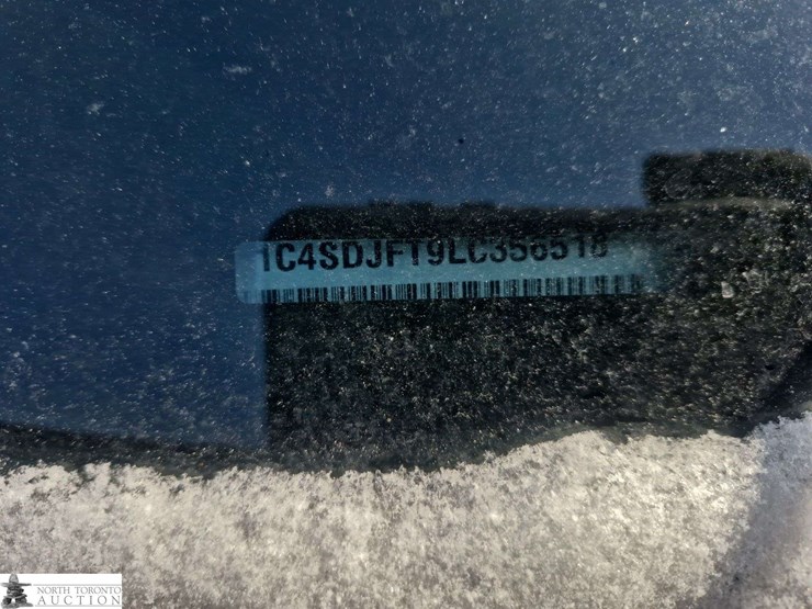 2020-dodge-durango-image-11