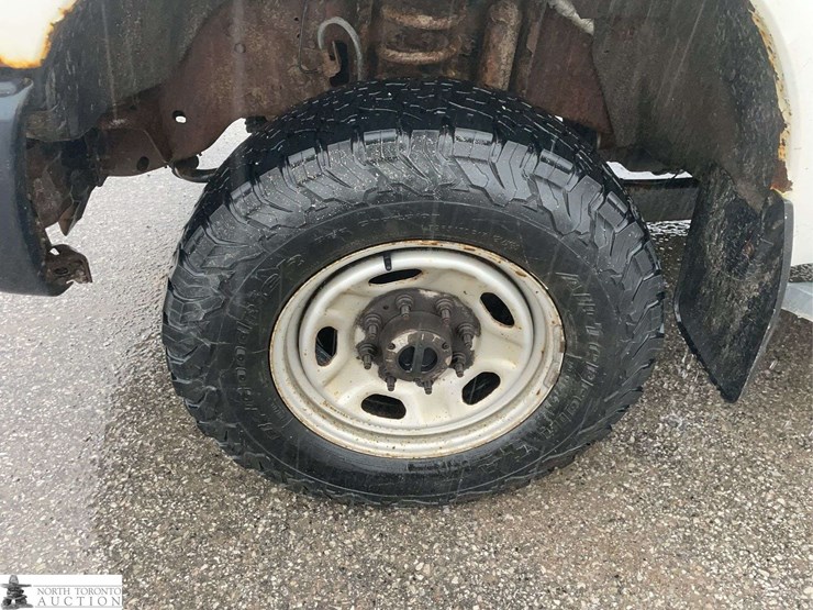 2016-ford-f350-image-26