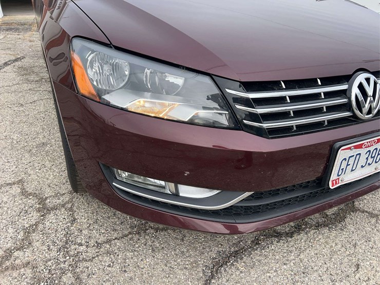 2014-volkswagen-passat-tdi-image-9