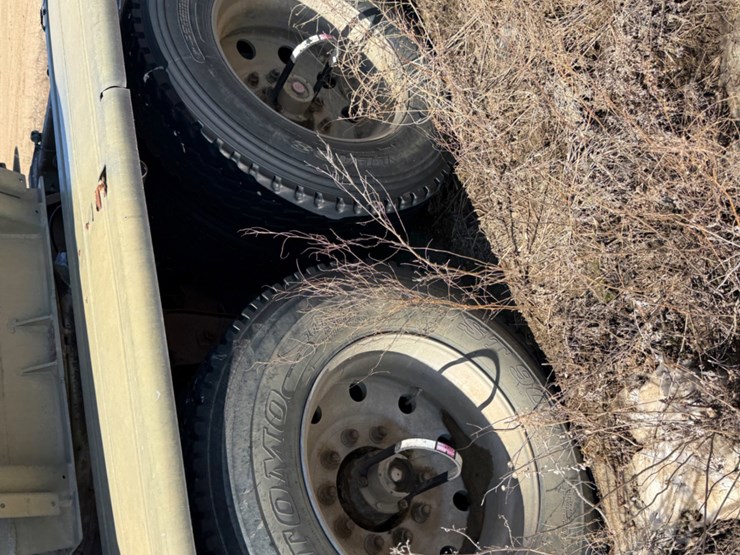 2004-polar-tank-image-8