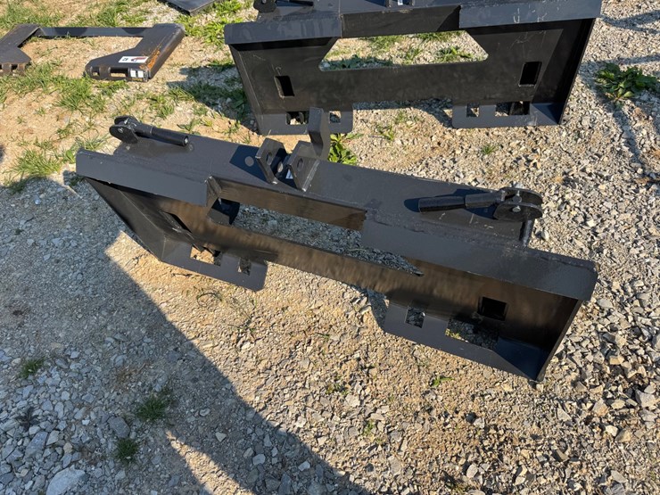 #49-•-skid-steer-quick-tach-image-2