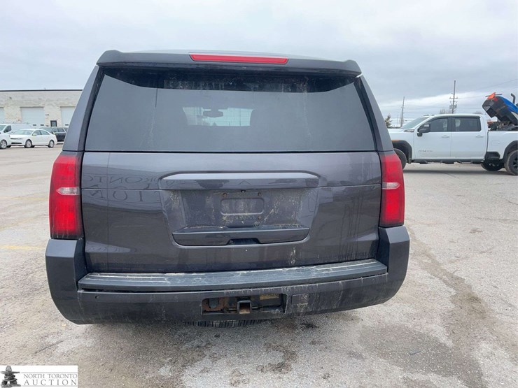 2017-chevrolet-tahoe-image-6