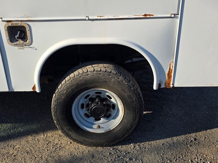 2004-ford-f350-image-12