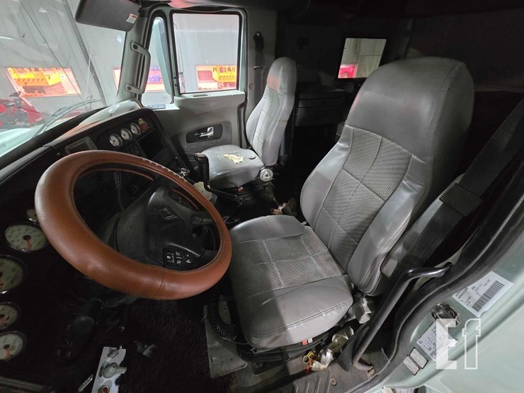 2012-international-prostar-image-9