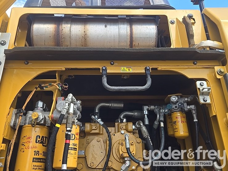 2017-caterpillar-336fl-image-39