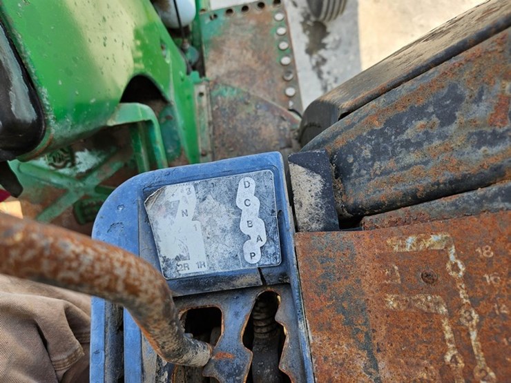 1982-john-deere-4240-image-33