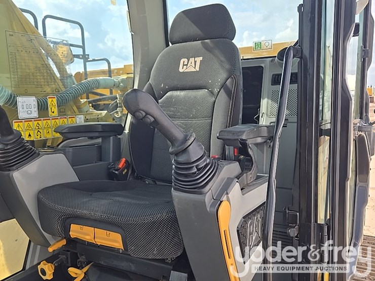 2019-caterpillar-336-image-143