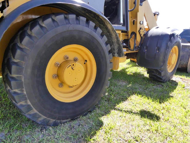 2015-caterpillar-906h2-image-5