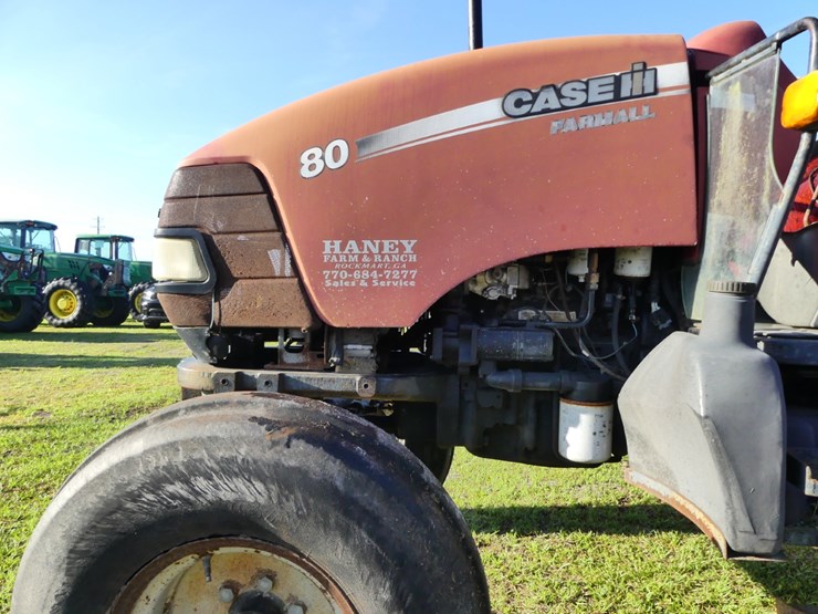 case-ih-farmall-80-image-9