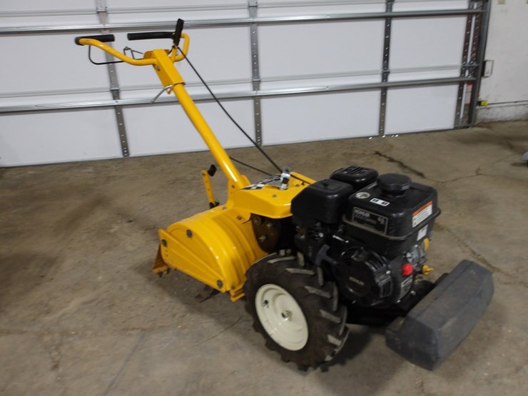 #7351-•-cub-cadet-rt65-rear-tine-rototiller-image-1