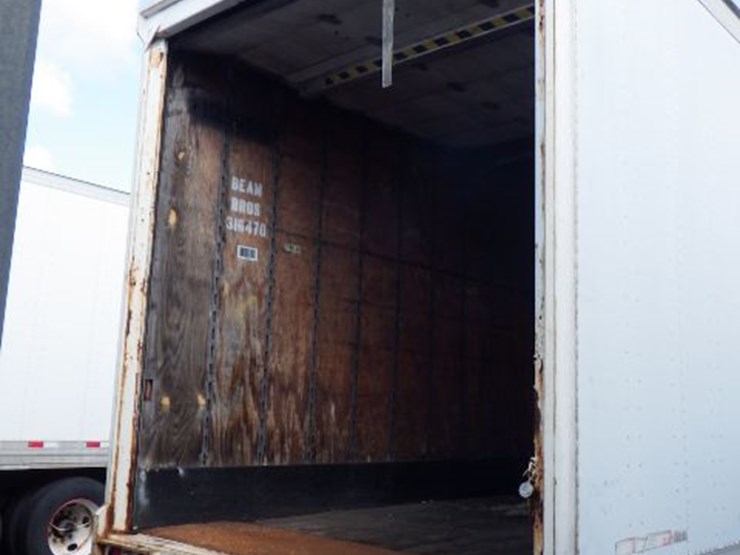 2018-strick-van-image-10