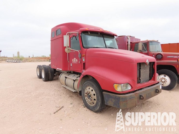 (x)-(2-18)-2005-international-4900i-t/a-truck-trac...-image-2