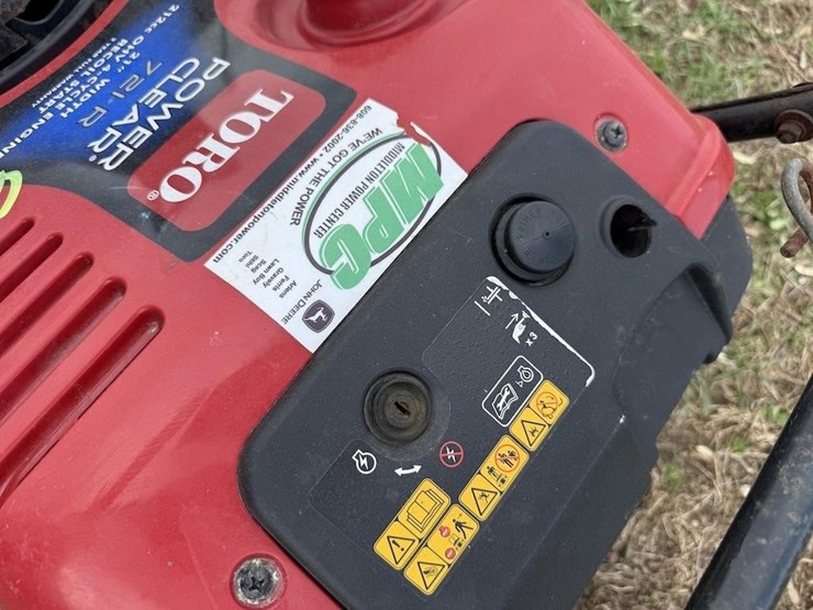 toro-snow-blower-image-5