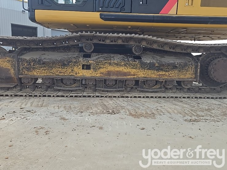 2017-caterpillar-336fl-image-12