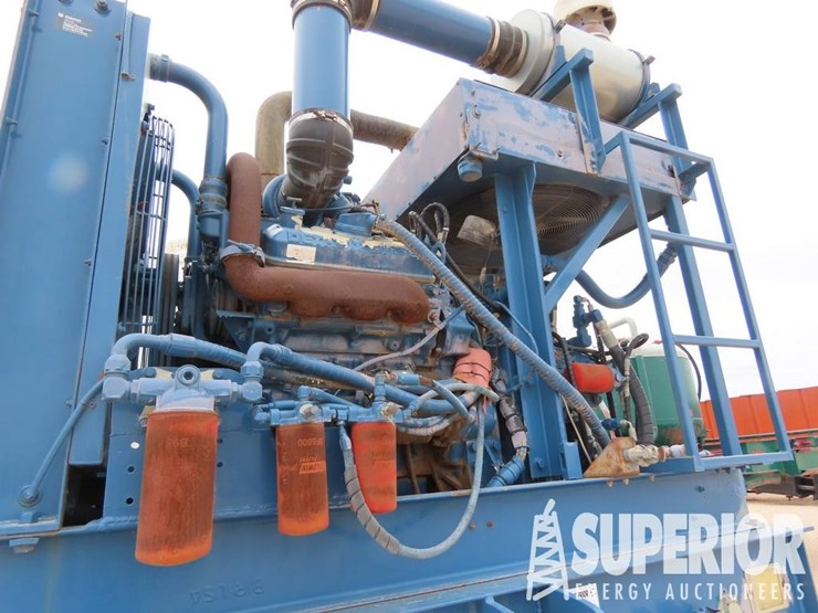 2001-stewart-&-stevenson-660-image-4