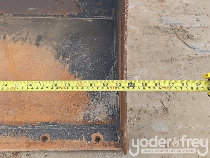 2020-kubota-svl65-2-image-12