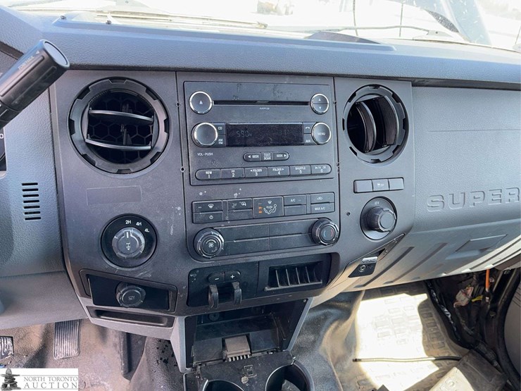 2015-ford-f250-image-13