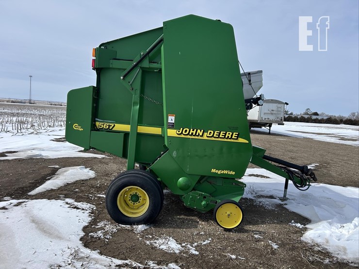 2001-john-deere-567-image-2