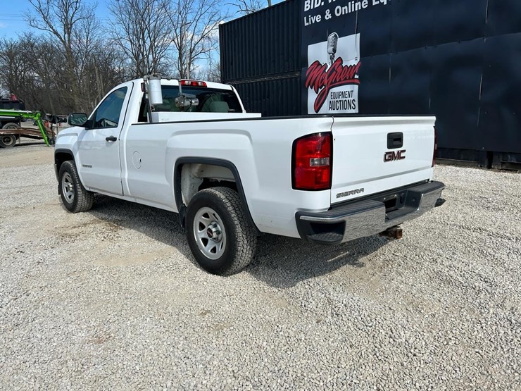 2015-gmc-sierra-1500-image-2