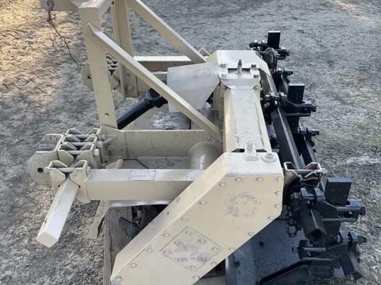 buttonwillow-3-pt-60"-single-row-mulcher-image-4