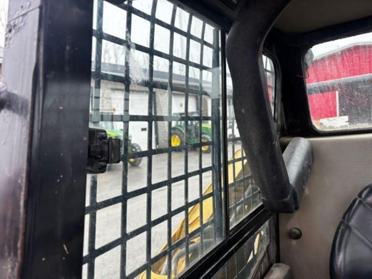 2009-caterpillar-232b2-image-30