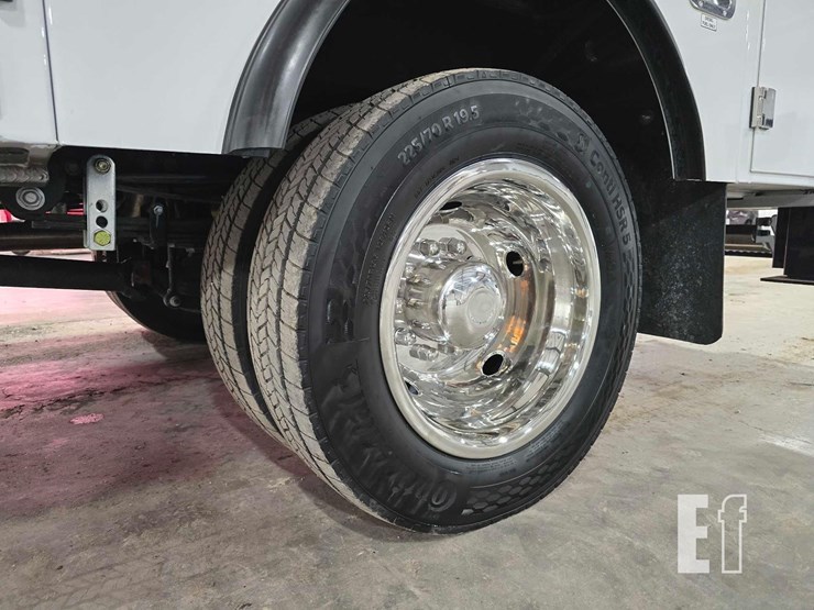 2024-ford-f550-sd-image-28