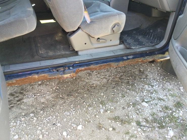 2000-gmc-1500-image-11