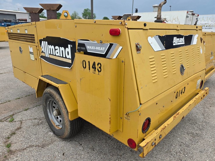 2010-allmand-bros-maxi-heat-mh1000-image-6