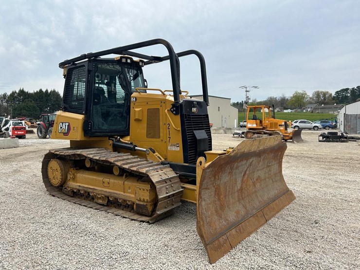 2021-caterpillar-d4-image-6