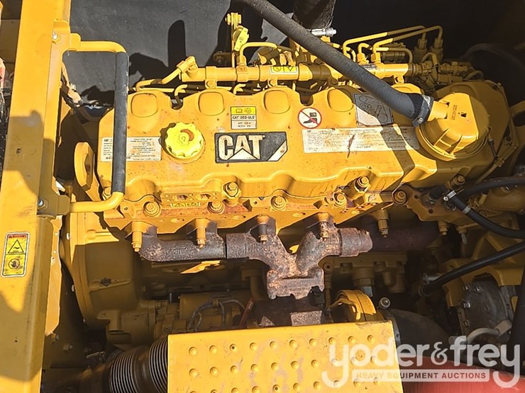 2019-caterpillar-336-image-61