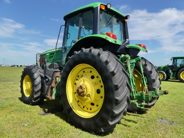 2018-john-deere-6155m-image-4