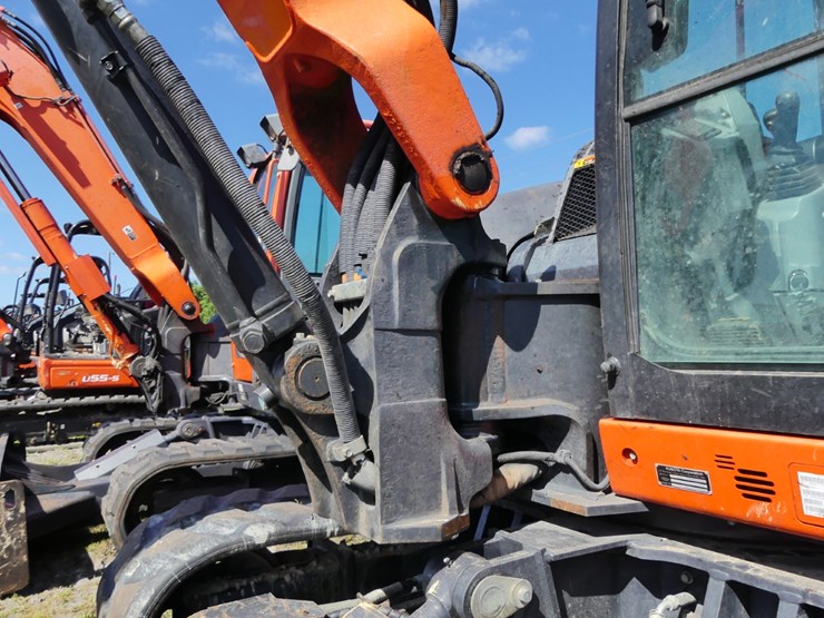 2022-kubota-kx080-4-image-11