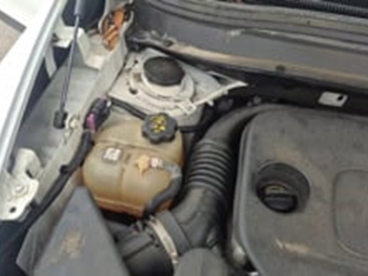 2016-jeep-cherokee-image-9