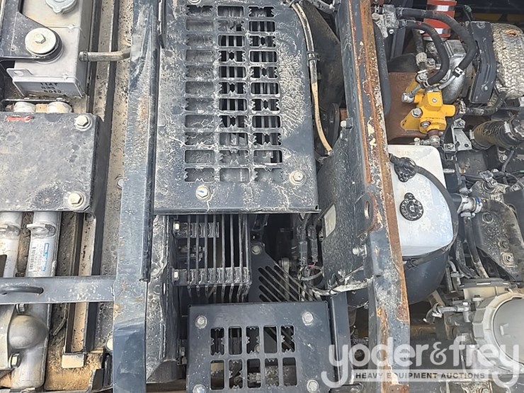 2015-komatsu-pc490-lc-11-image-83