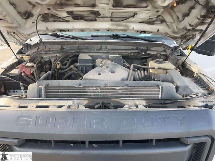 2013-ford-f350-image-10