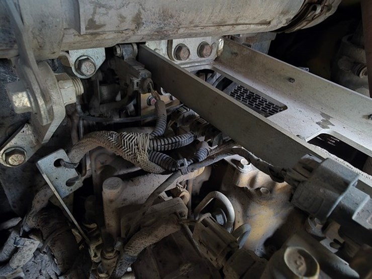 2022-caterpillar-272d3-image-42