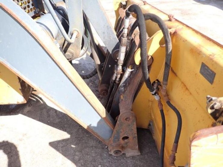 2009-deere-310sj-image-31